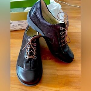 Waldlaufer Dana brown shoe size 8 new in box